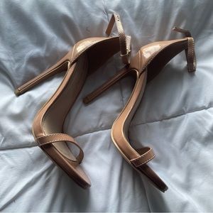 Nude Heel